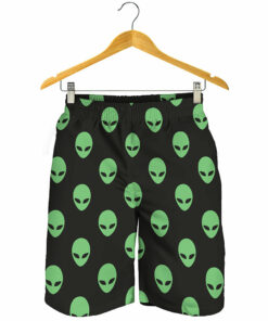 Green Alien Face Print Men's Shorts