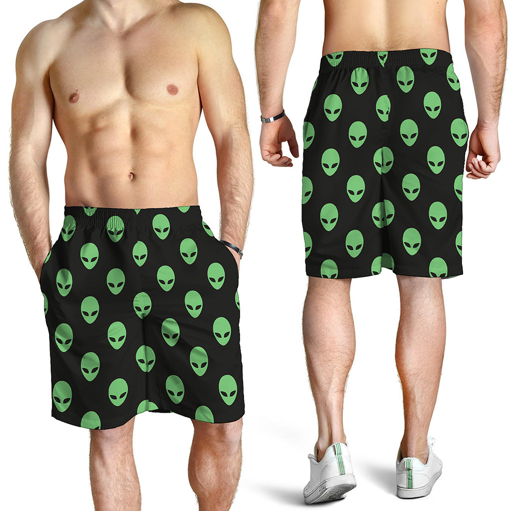 Green Alien Face Print Men's Shorts Green Alien Face Print Men's Shorts