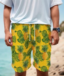 Yellow Tropical Pineapple Pattern Print Men's Cargo Shorts