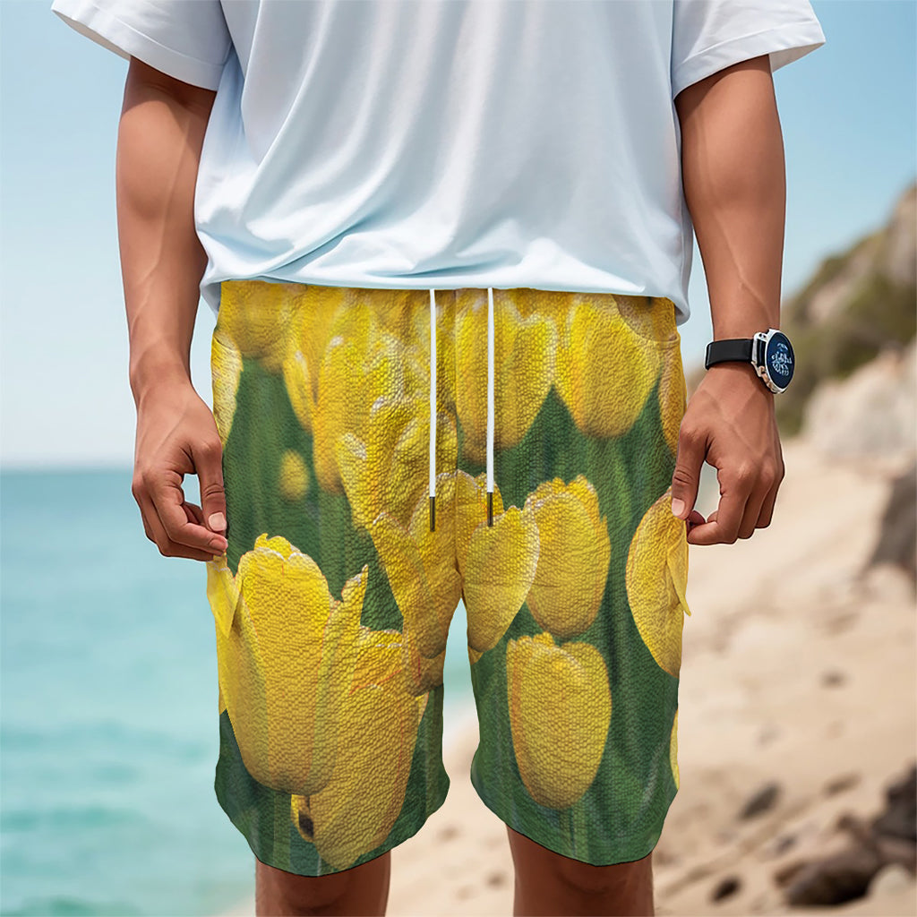 Yellow Tulip Print Men's Cargo Shorts Yellow Tulip Print Men's Cargo Shorts